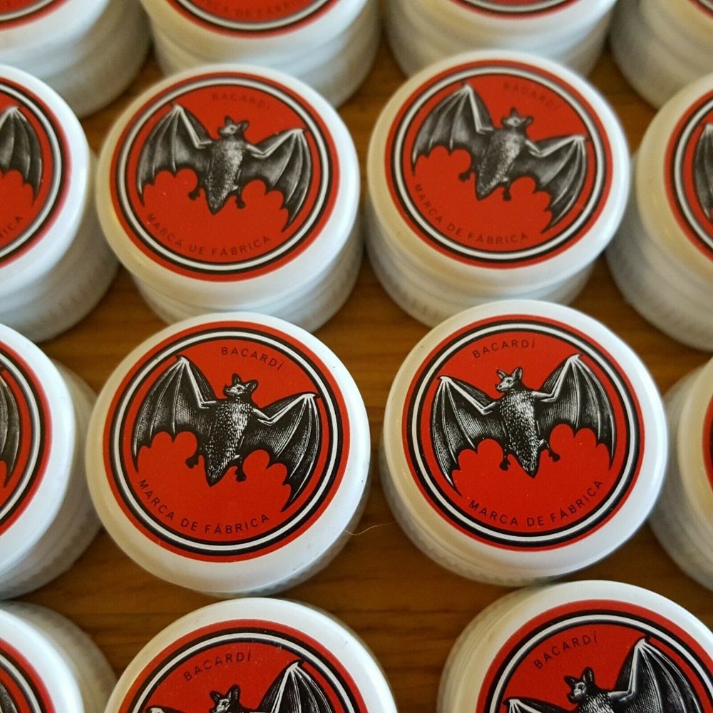 60 Bacardi Rum Caps Bat Logo Halloween Crafts Cupcakes Art